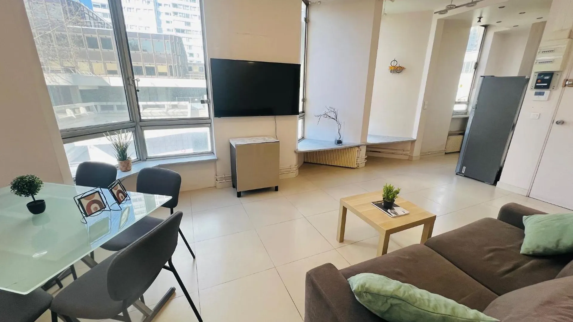 Appartement Tour Eiffel Beaugrenelle باريس فرنسا
